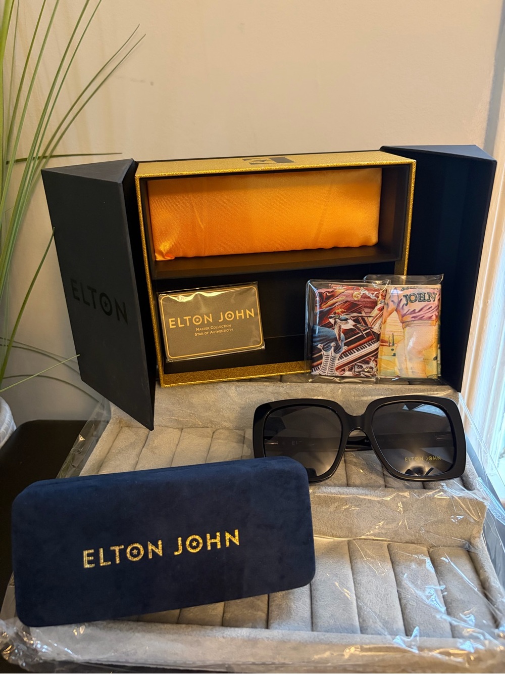 Elton John Master Collection Sunglasses — Black & Gold Complete Set